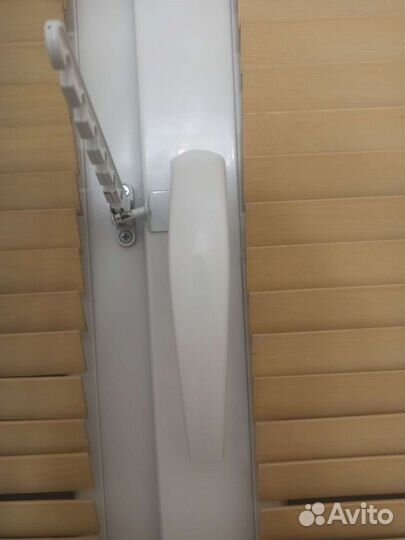 Ручка оконная простая и с детским замком