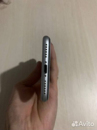 iPhone se 2020