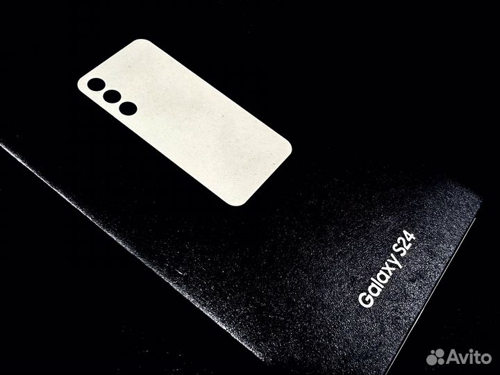 Samsung Galaxy S24, 8/128 ГБ