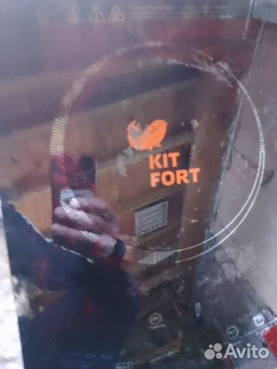 Индукционная плита и духовая печка