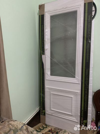 Двери межкомнатные из дерева новые