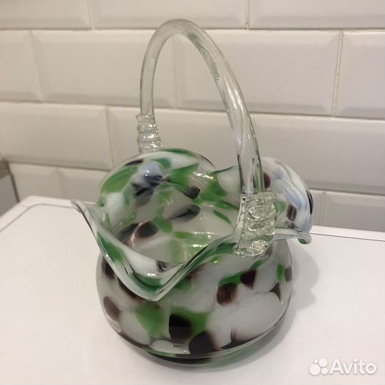 Ваза-корзинка (гутное стекло)