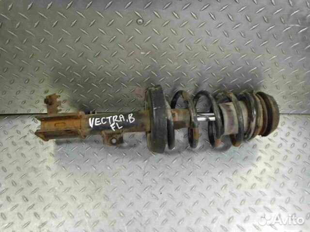 Стойка амортизатора переднего левого Opel Vectra