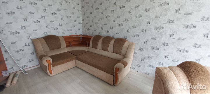 Угловой диван бу