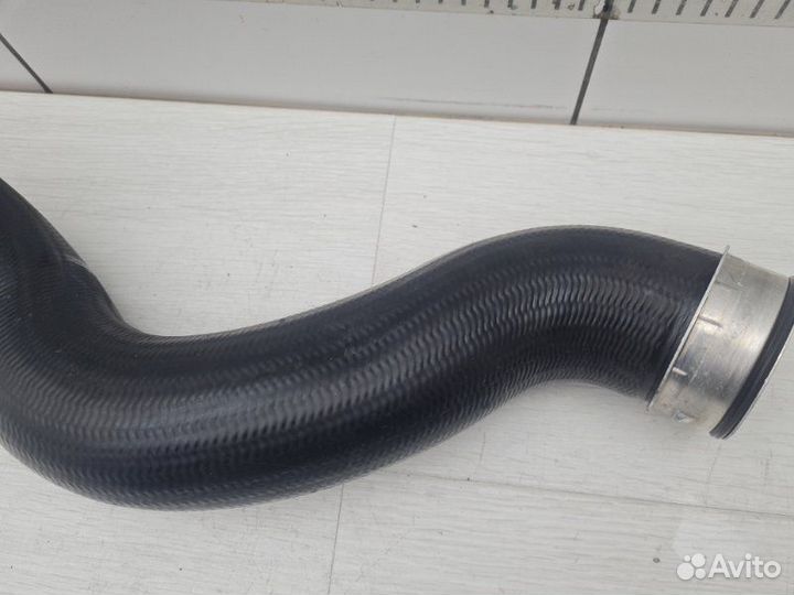 Патрубок интеркулера правый Mercedes Cls W218