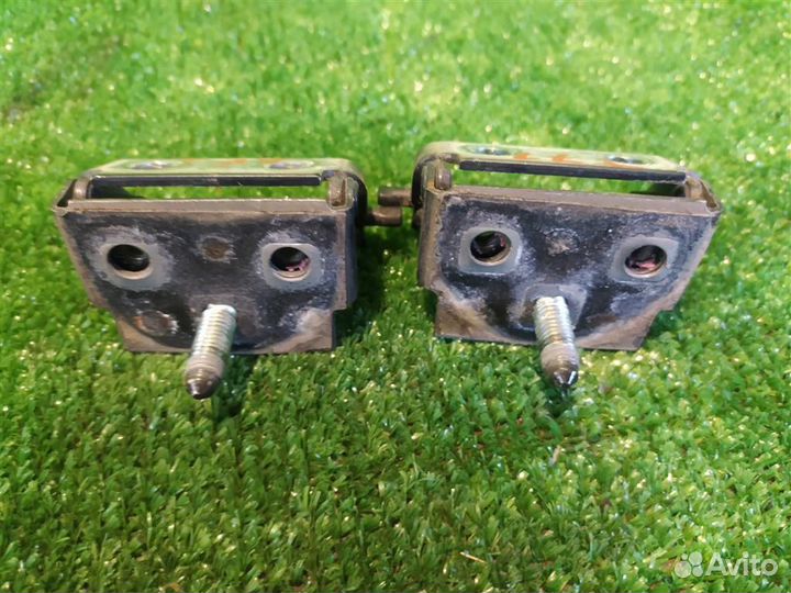 Петля багажника (комплект) Ford Fiesta (CBK) 2007