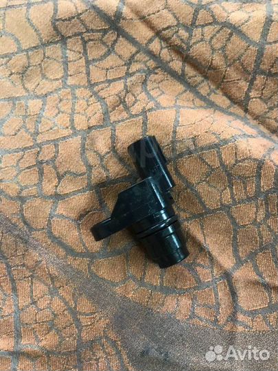 Датчик положения распредвала Honda Cr-V RD5 K20A4