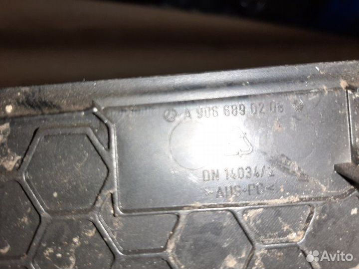 Крышка динамика Mercedes-Benz Sprinter W906