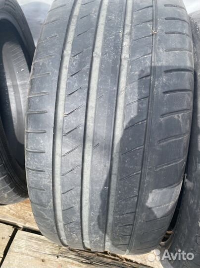 Dunlop D65T Touring 245/45 R17 и 255/45 R17