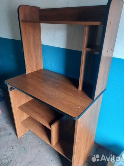 Компьютерный столик