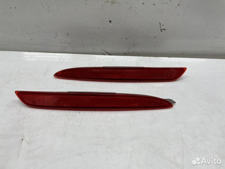 Катафот бампера задний левый/правый Mazda 3 BL