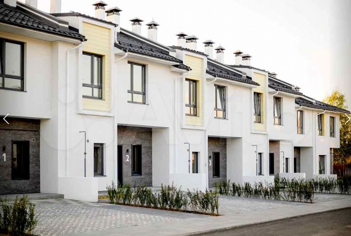 2-к. квартира, 69,5 м², 2/4 эт.