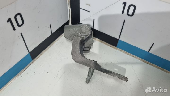 Петля двери задней правой нижняя Mondeo IV 2007