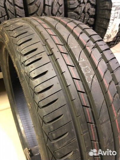 Charmhoo Sports T1 225/40 R19