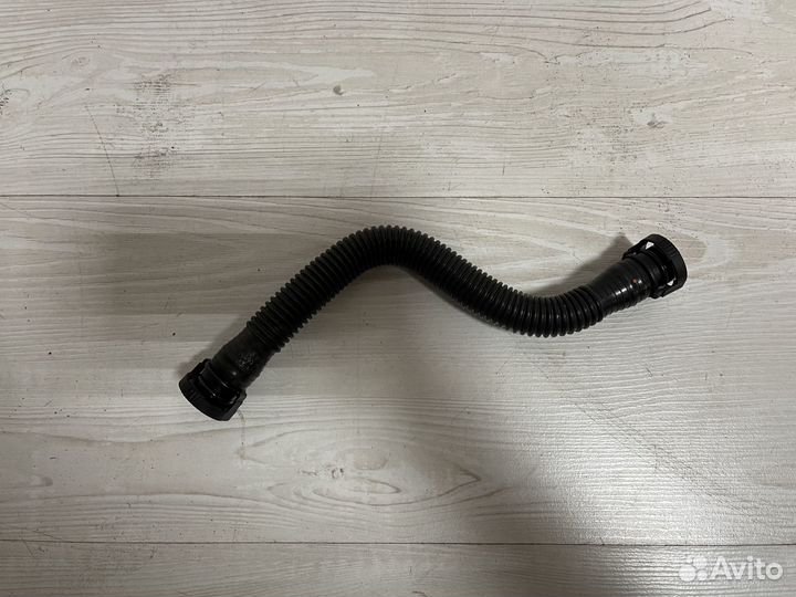 Шланг вентиляции картера BMW F20