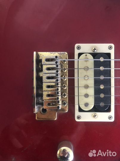 Электрогитара