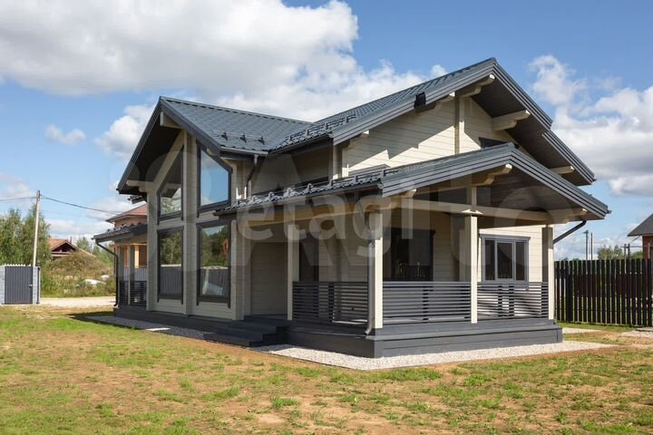 Коттедж 232 м² на участке 19,3 сот.