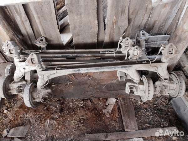 Балка с ваз задняя