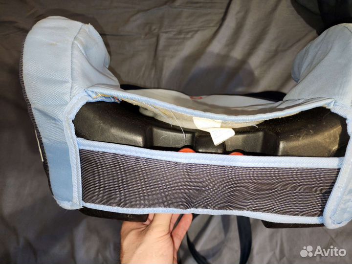 Автомобильный бустер для перевозки детей