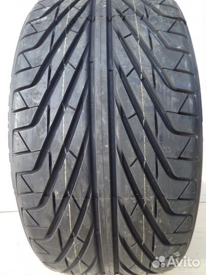 Triangle TR968 245/40 R18