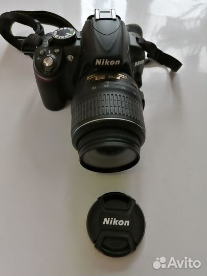 Зеркальный фотоаппарат Nikon D3100 Пробег : 4128