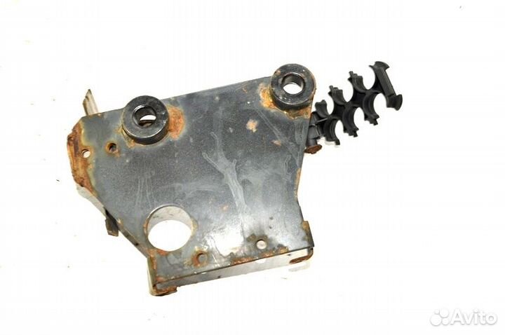 Кронштейн проводки mercedes-benz Actros MP2/MP3 18