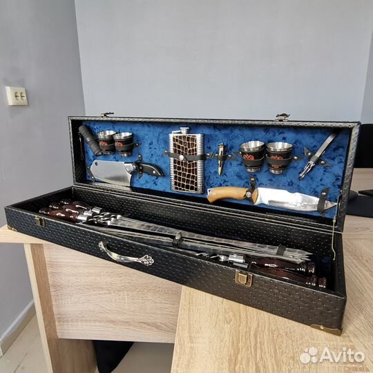 Подарочный шашлычный набор в кейсе