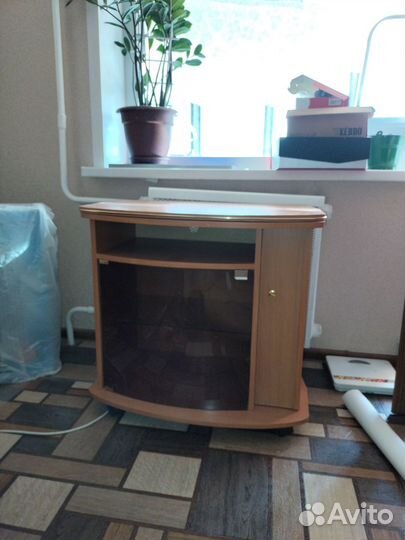 Тумба под телевизор