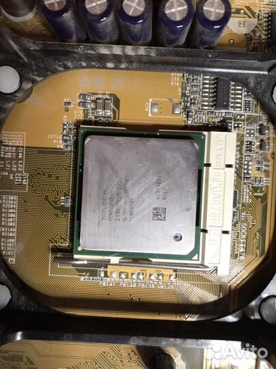 Материнская плата + пентиум 4