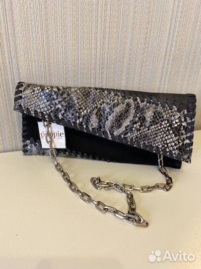 Клатч кожаный Poppie Jones