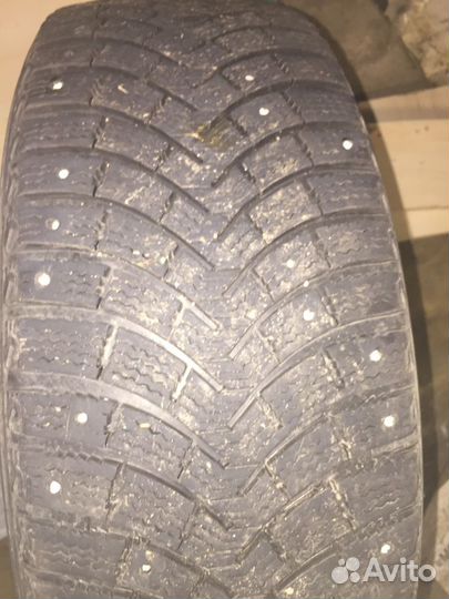 Michelin X-Ice North 235/65 R17