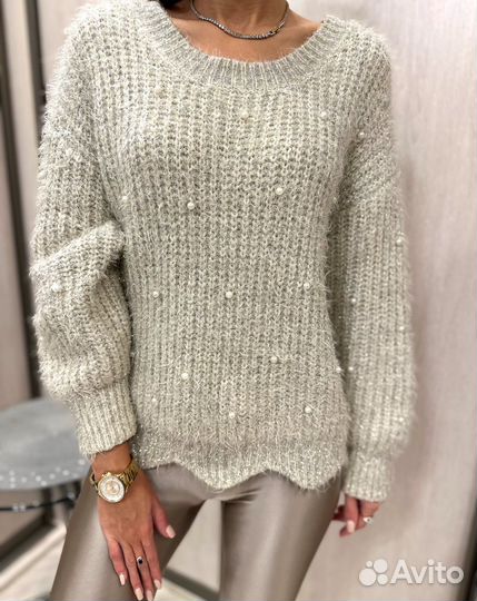 Свитер
