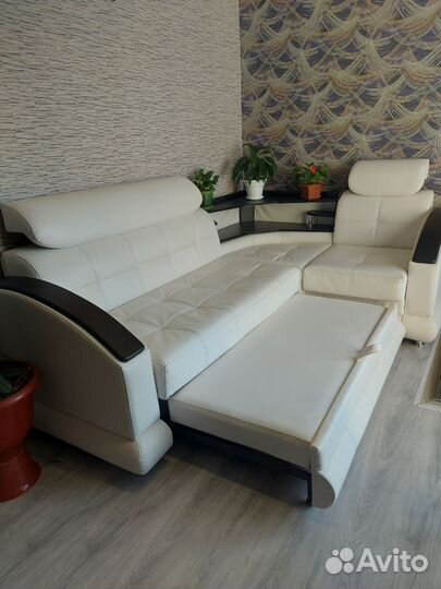 Угловой диван