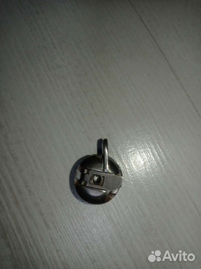 Челнок, шпулька швейная машинка