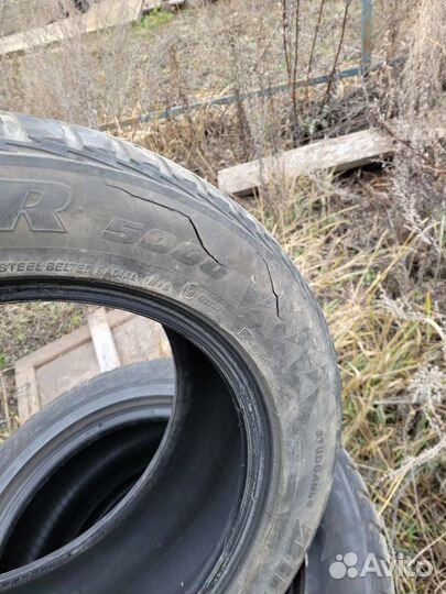 Bridgestone Ice Cruiser 5000 225/55 R16 95T