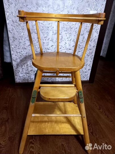 Стульчик для кормления