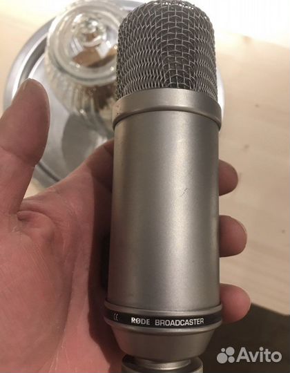 Студийный микрофон rode Broadcaster