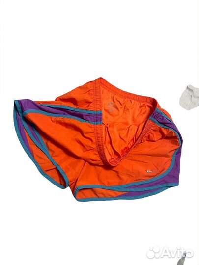 Спортивные шорты Nike