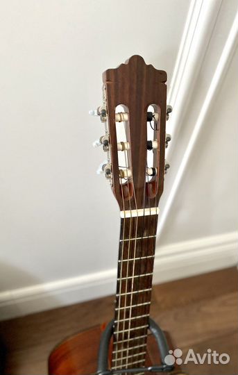 Классическая гитара Dean