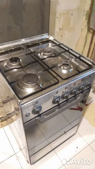Газовая плита Ariston бу