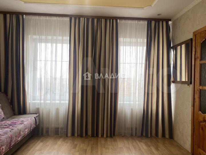 2-к. квартира, 61,8 м², 2/2 эт.