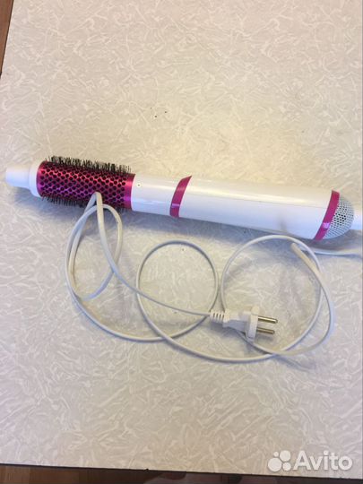 Фен-щетка Philips HP 8660