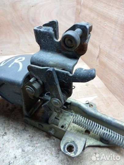 Ролик раздвижной двери Mitsubishi Rvr N23W 4G63