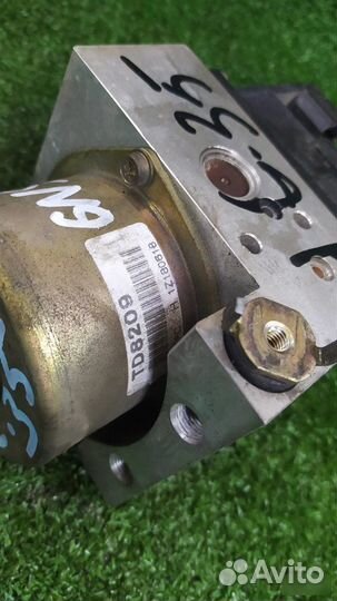 Блок ABS Nissan Laurel HC35-104976 RB20DE