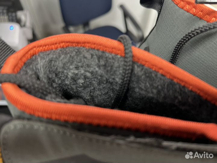 Кроссовки Adidas terrex зима