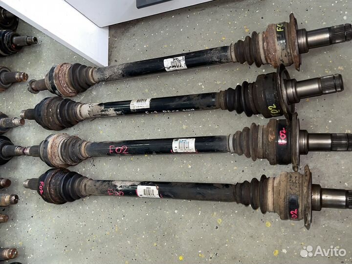 Приводной вал колеса зад R BMW F02 F07 F12