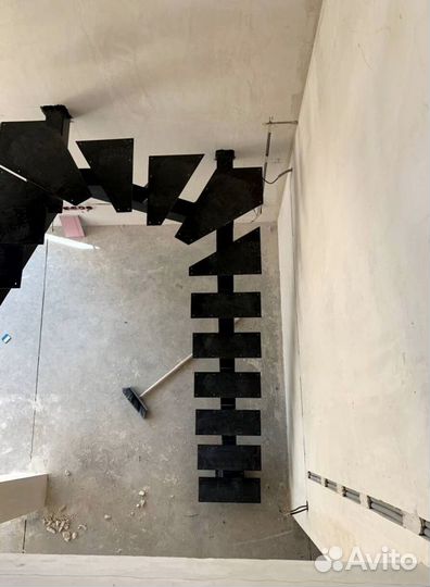 Перила деревянные с монтажем