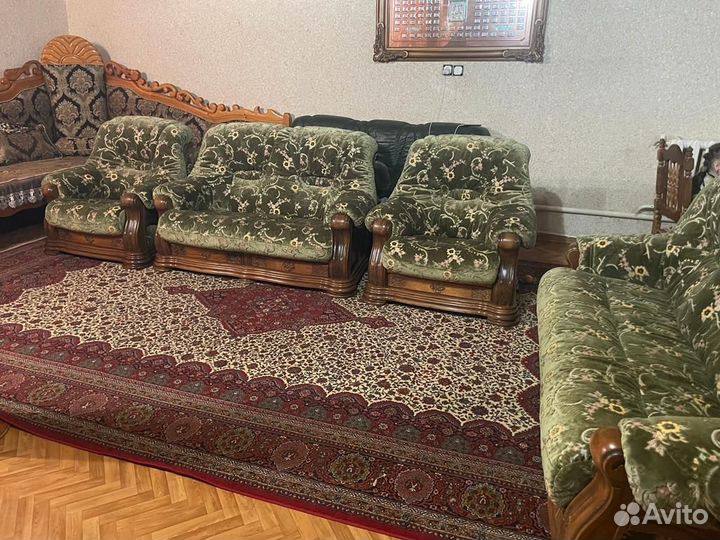 Хол румынский на дубе