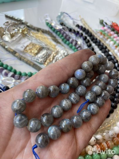 Натуральные камни бусины