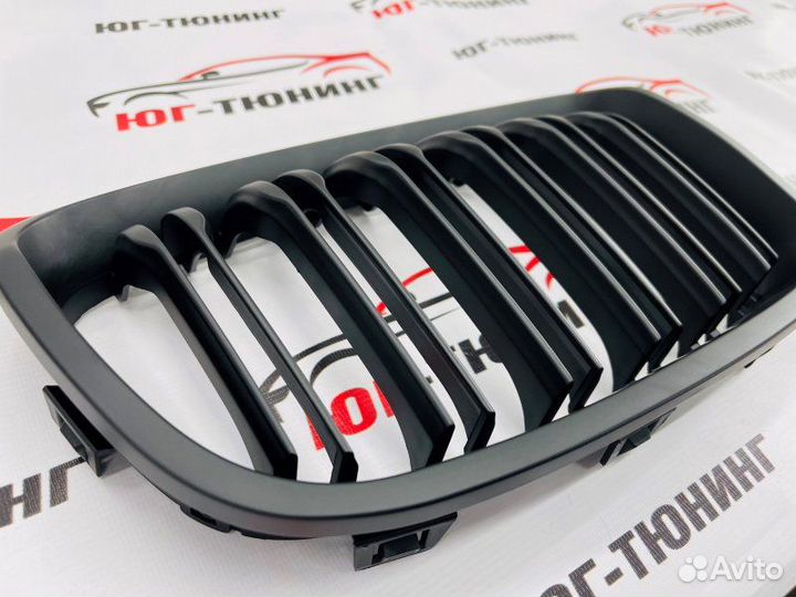 Ноздри BMW 1 серии f 20 2011-2015 м1 черный мат